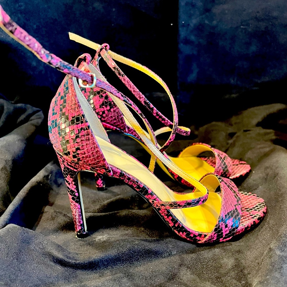 Pink snake print strappy heels - Picture 2 of 4